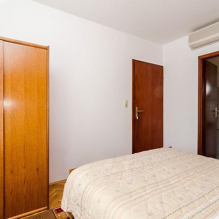 Guesthouse Moretic Orašac Rum bild